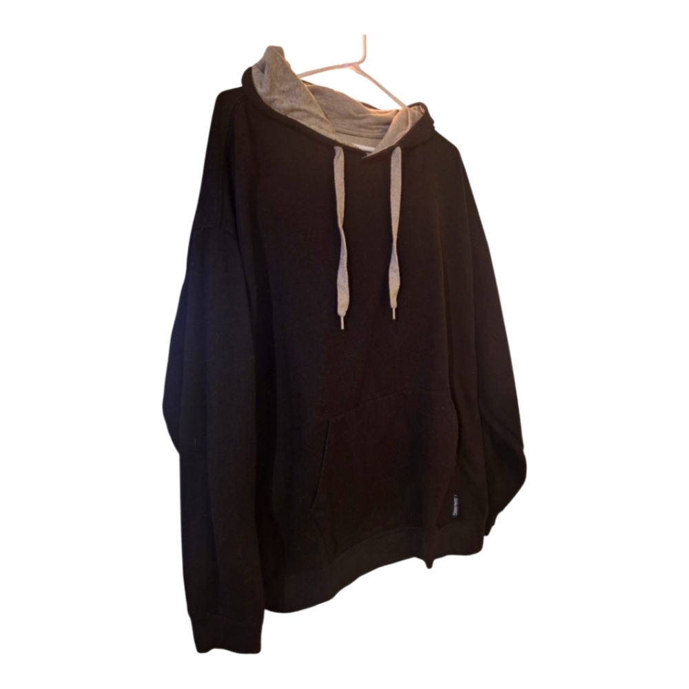 Spalding Black Hoodie with Thick Material and Contrasting Hood Lining